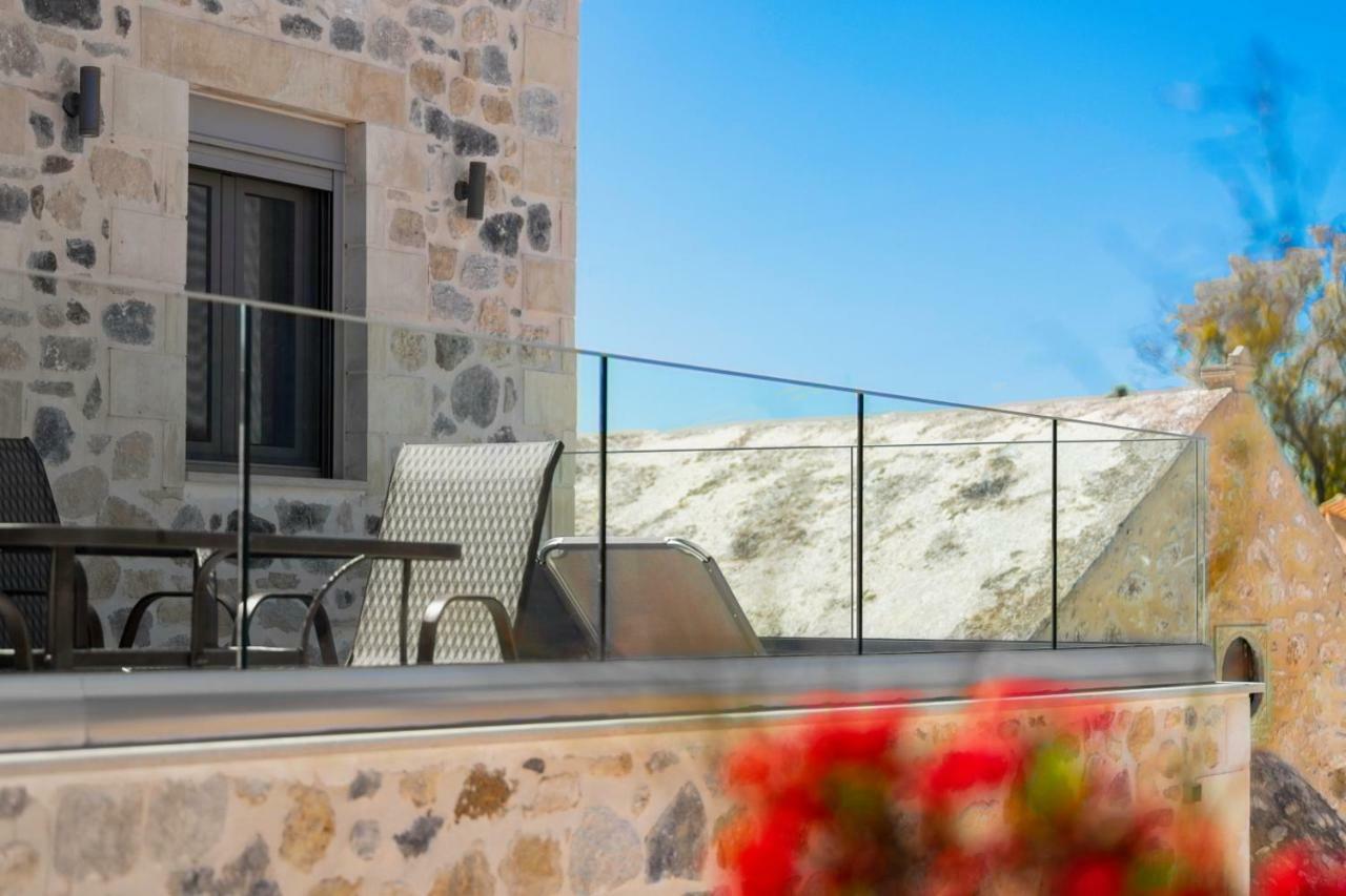 Marilena Natural Stone House, By Hellocrete Pigi  Exterior photo